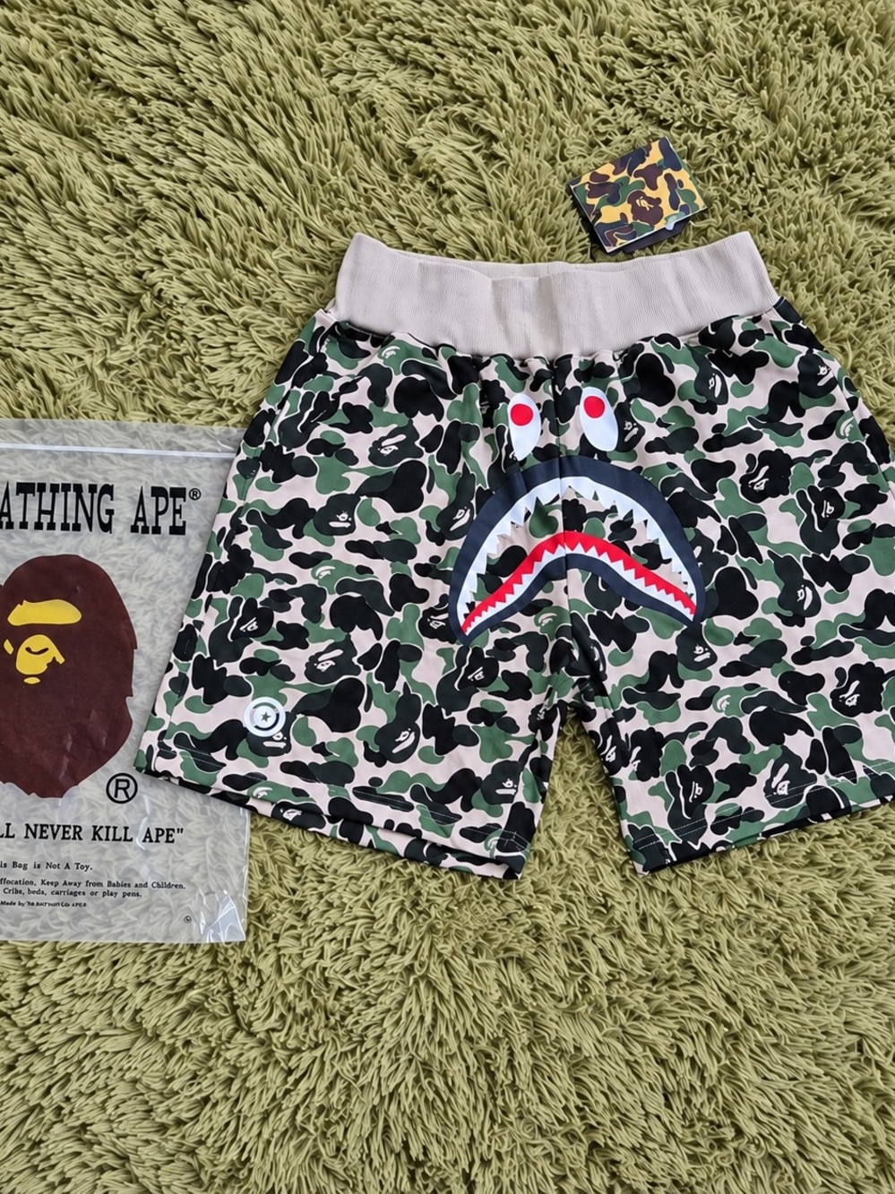 BAPE A Bathing Ape ABC Camo Shark Tiger WGM Sweat Shorts Mens XL Green NWT